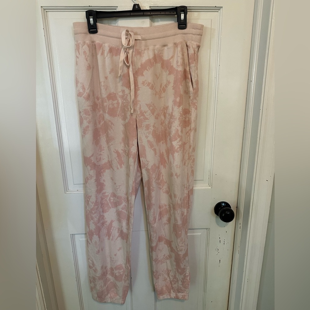 Rails x Susan G Komen NWT  Kingston Warrior Joggers Pink Tie Dye Size Large‎
